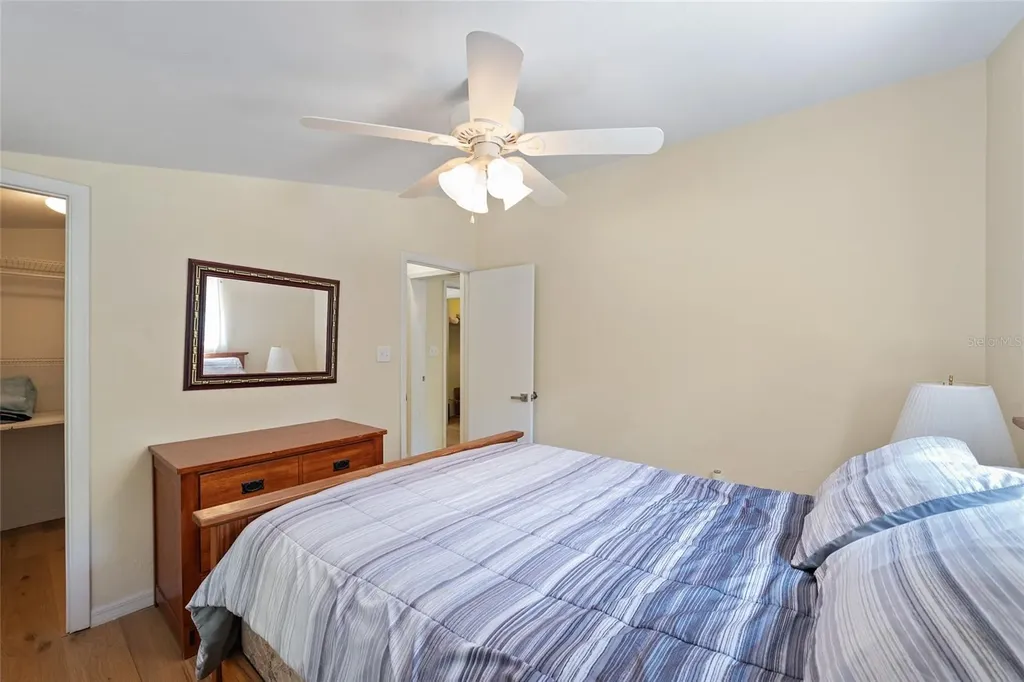 7870 SW 25th Place Bell FL 32619