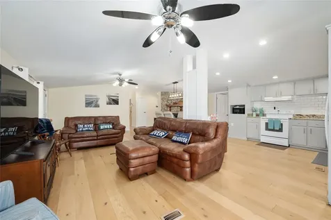 7870 SW 25th Place Bell FL 32619