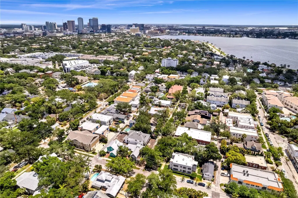 1703 W Jetton Avenue Tampa FL 33606