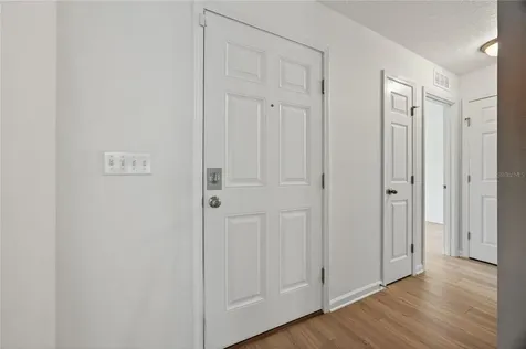 5315 Colonial Avenue Jacksonville FL 32210