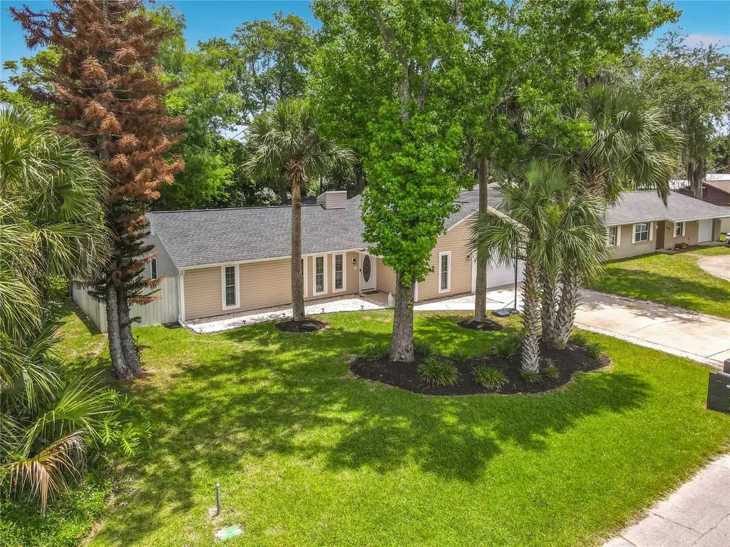 1415 Travelers Palm Drive Edgewater FL 32132
