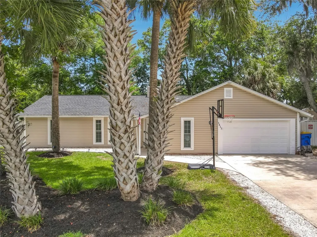 1415 Travelers Palm Drive Edgewater FL 32132