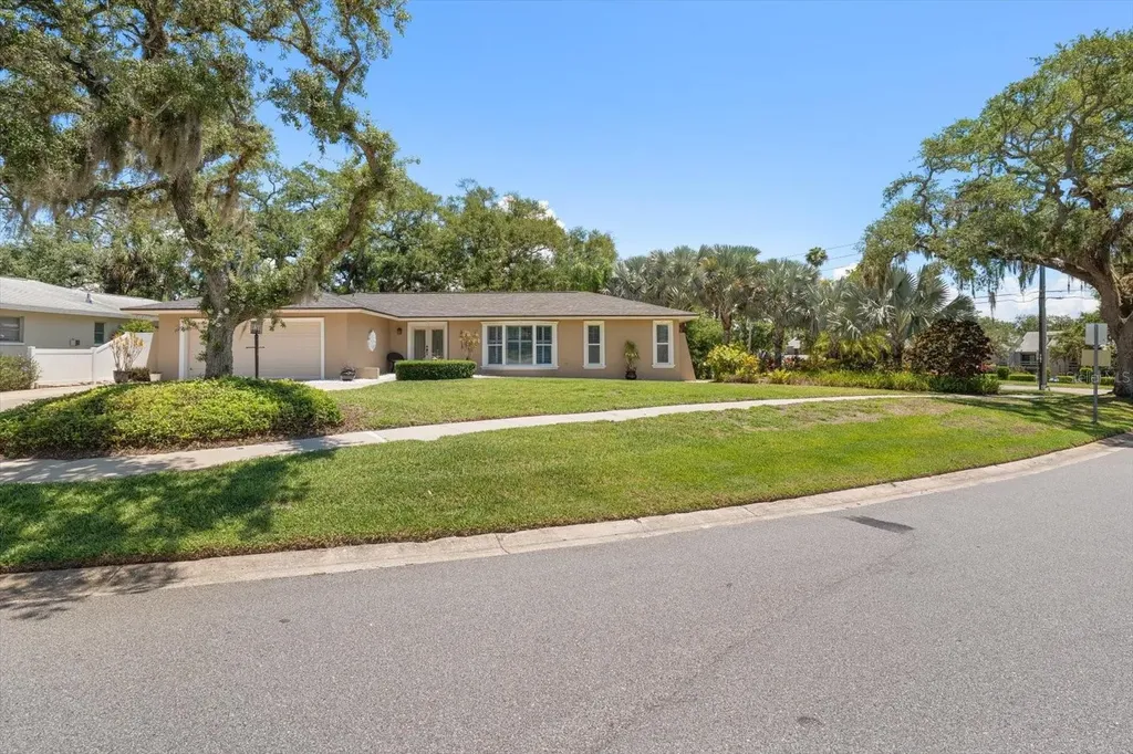 3330 San Domingo Street Clearwater FL 33759