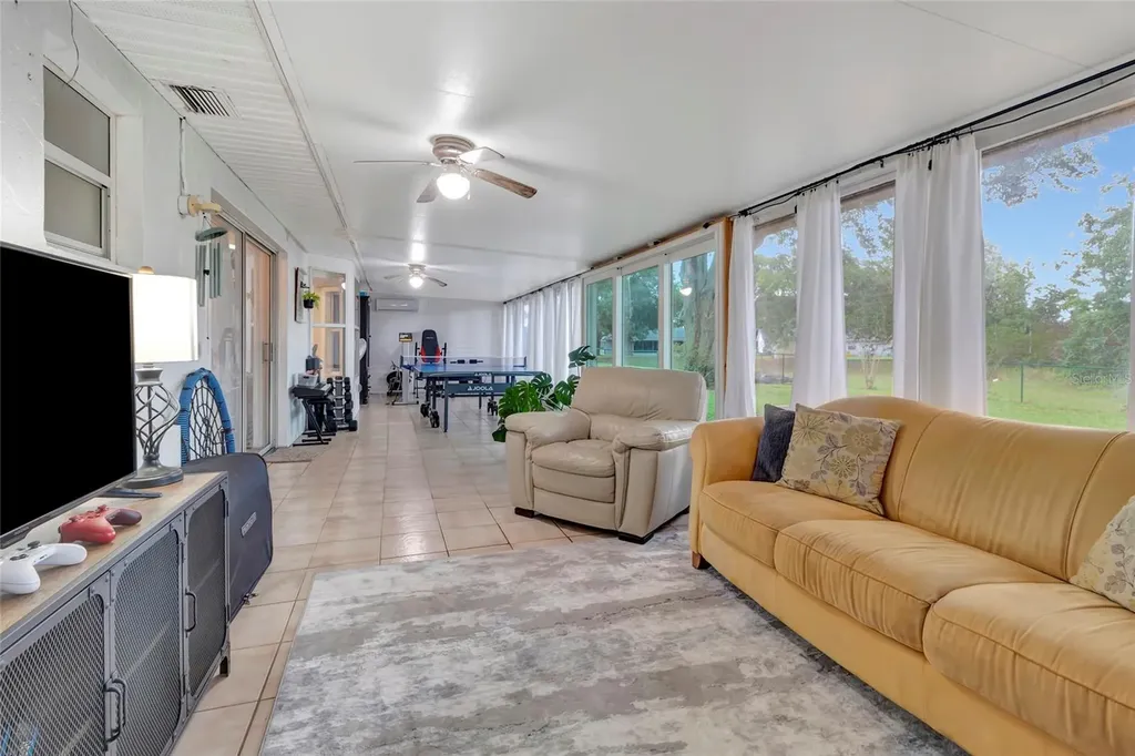12500 Draw Drive Grand Island FL 32735