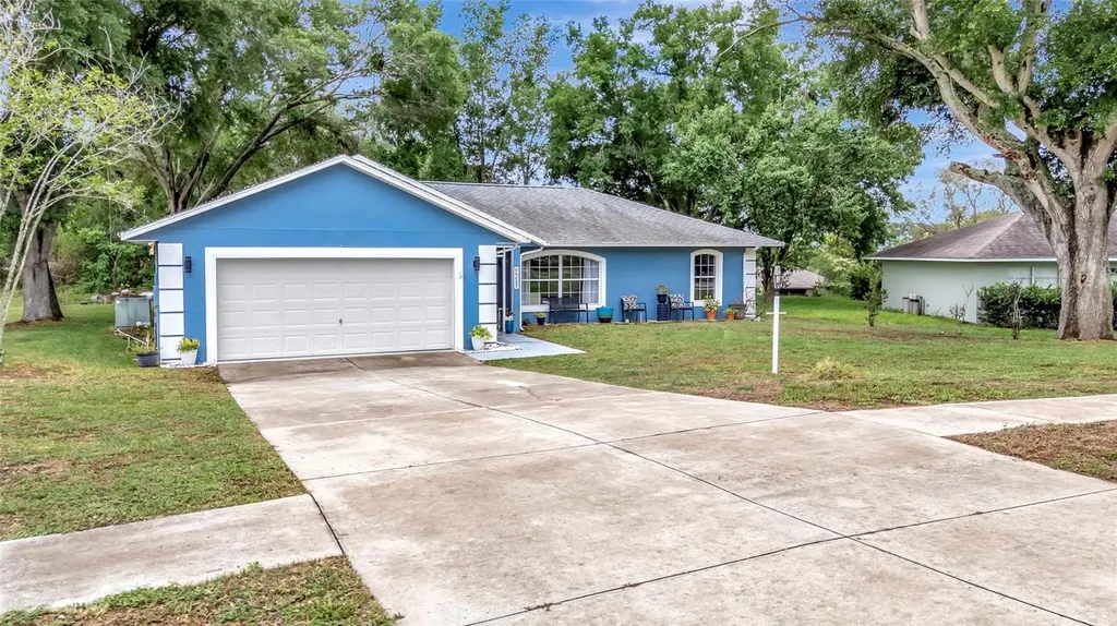 12500 Draw Drive Grand Island FL 32735