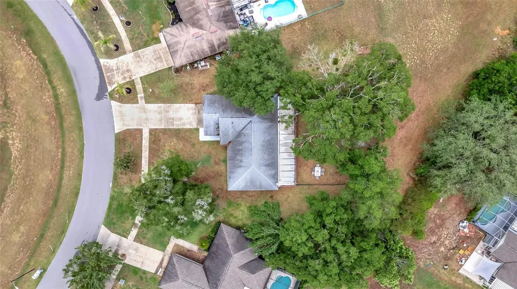 12500 Draw Drive Grand Island FL 32735