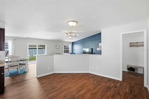 8405 Somerset Drive Largo FL 33773
