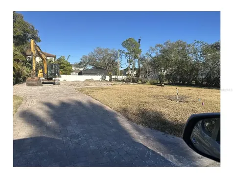 523 W Davis Boulevard Tampa FL 33606