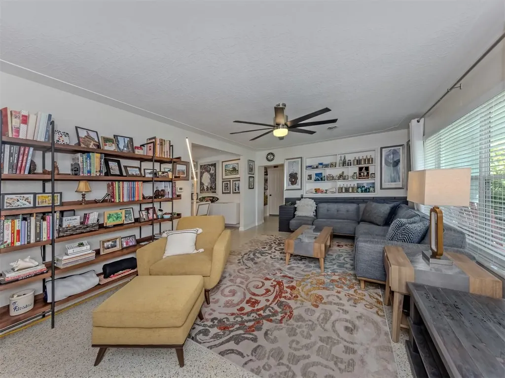 632 Park Drive Bradenton FL 34209