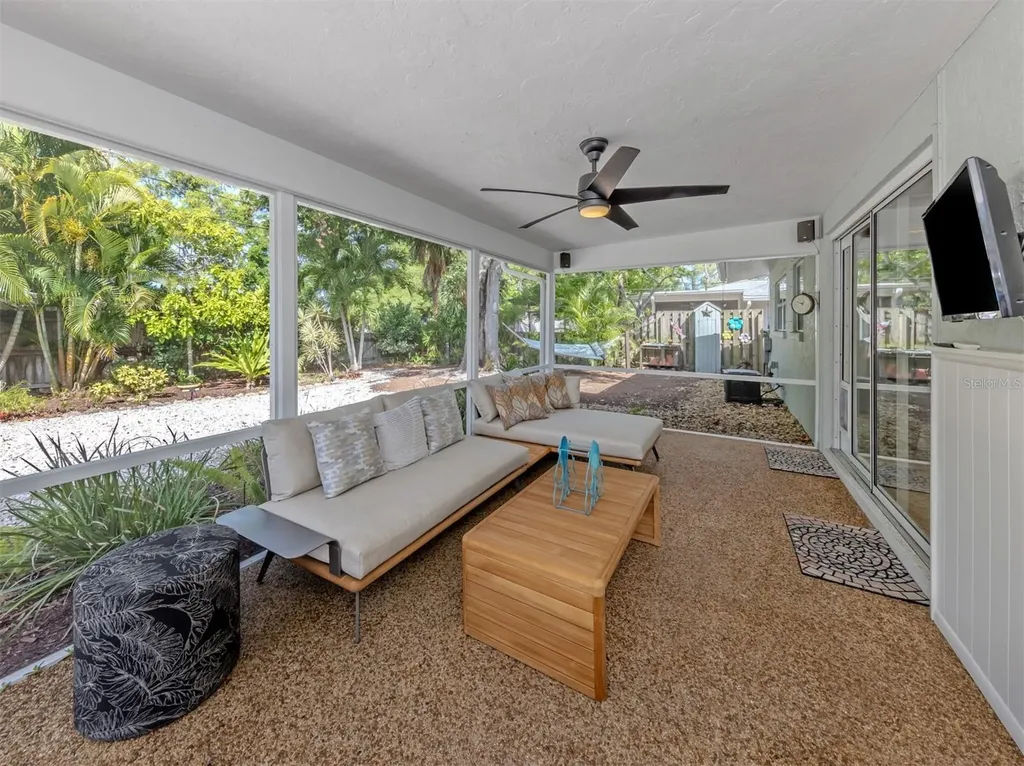 632 Park Drive Bradenton FL 34209