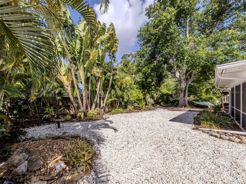 632 Park Drive Bradenton FL 34209