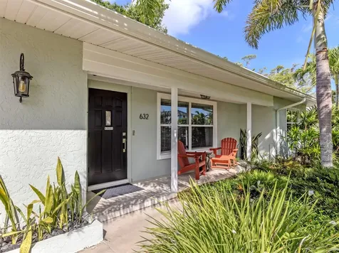 632 Park Drive Bradenton FL 34209