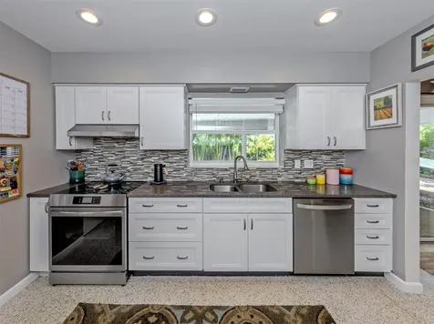 632 Park Drive Bradenton FL 34209