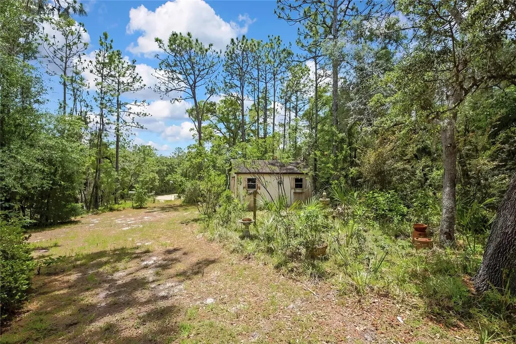862 W National Street Hernando FL 34442