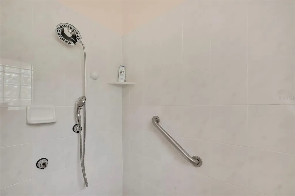 862 W National Street Hernando FL 34442