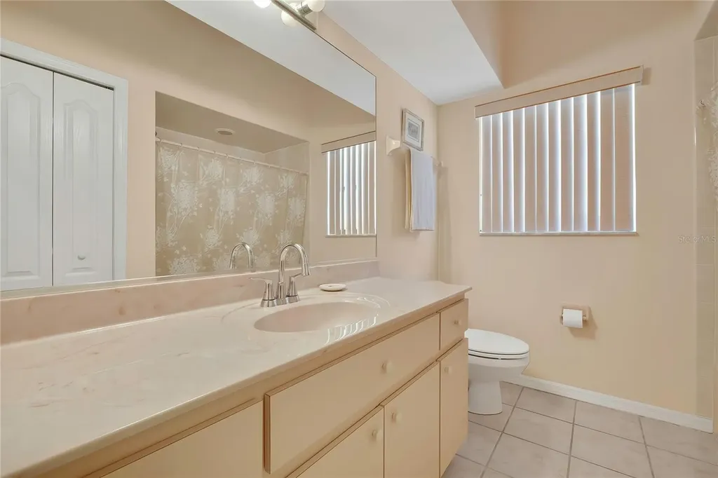 862 W National Street Hernando FL 34442