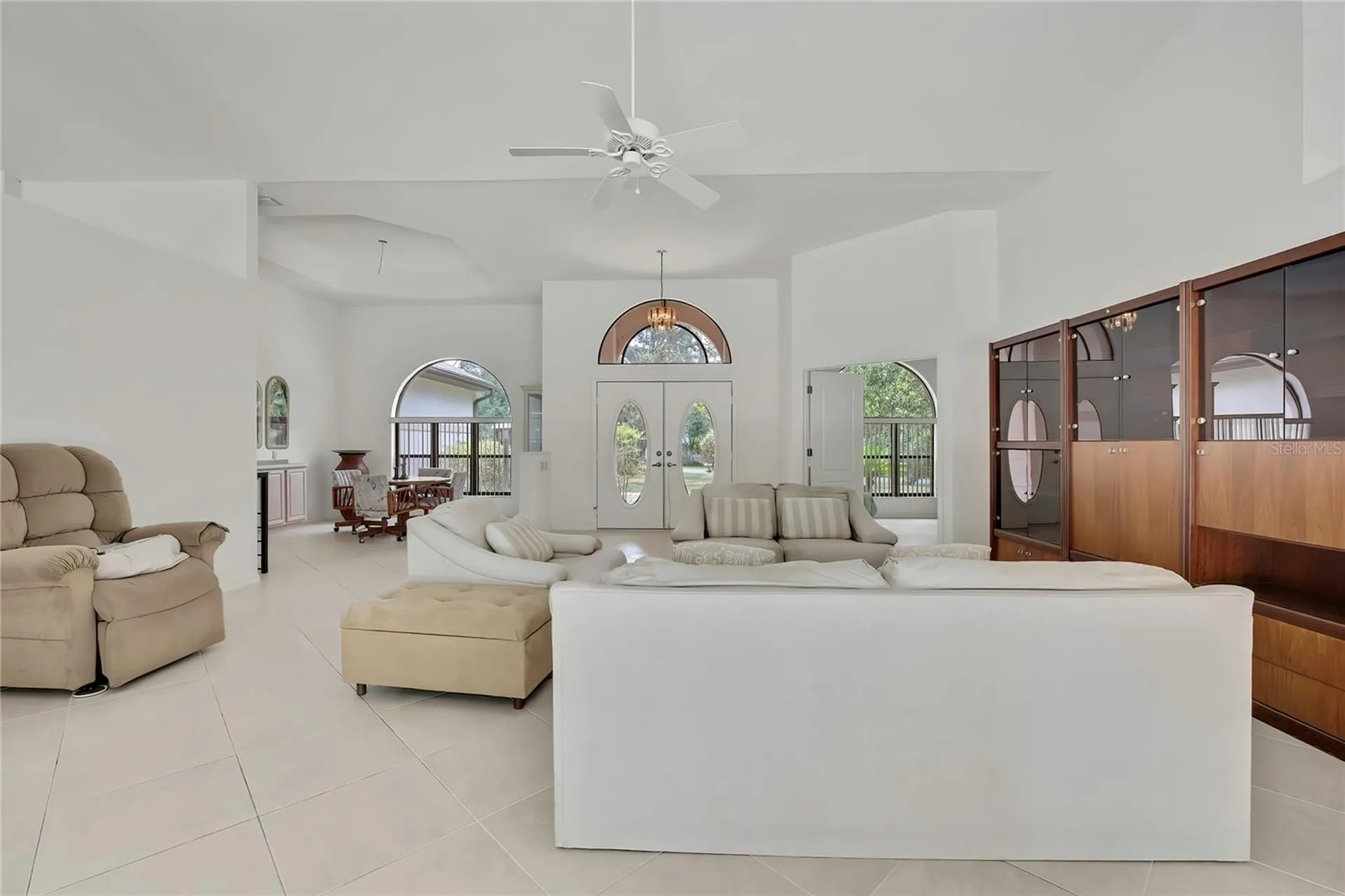 862 W National Street Hernando FL 34442