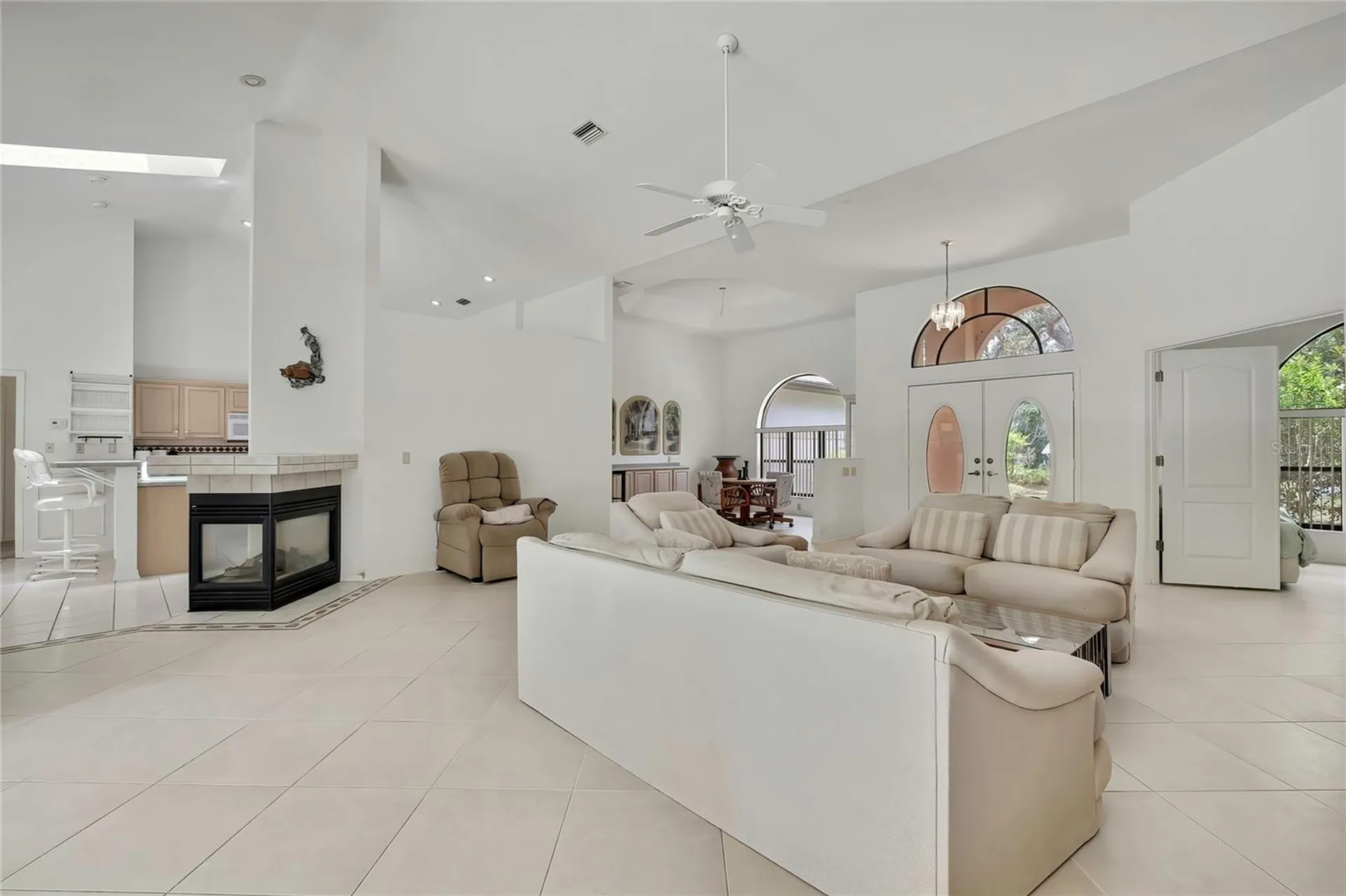 862 W National Street Hernando FL 34442