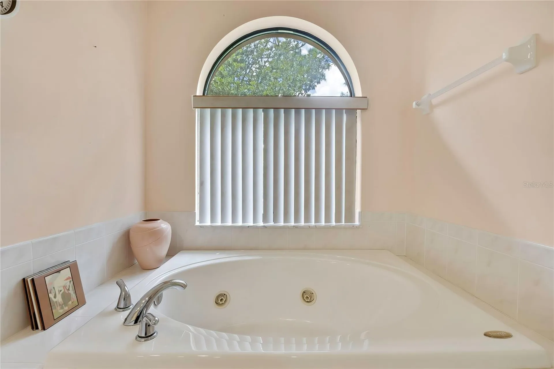 862 W National Street Hernando FL 34442