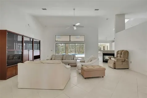 862 W National Street Hernando FL 34442