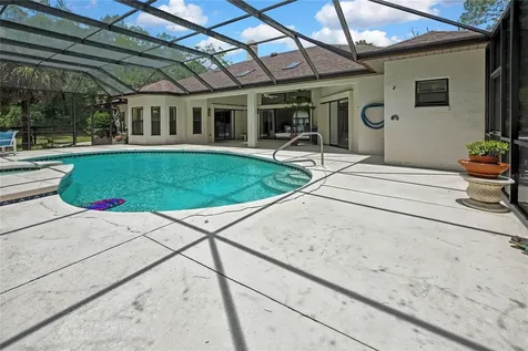 862 W National Street Hernando FL 34442