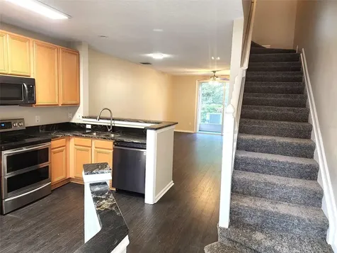 902 Vineland Place Lake Mary FL 32746