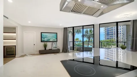 1211 Gulf Of Mexico Drive Longboat Key FL 34228
