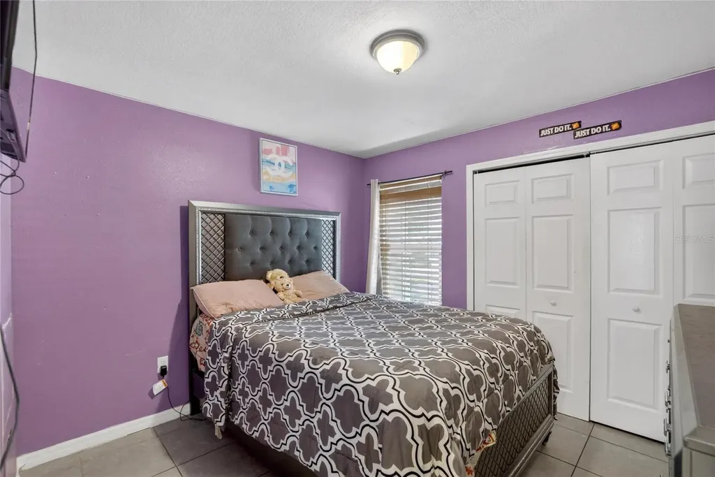 7606 Leon Avenue Tampa FL 33637