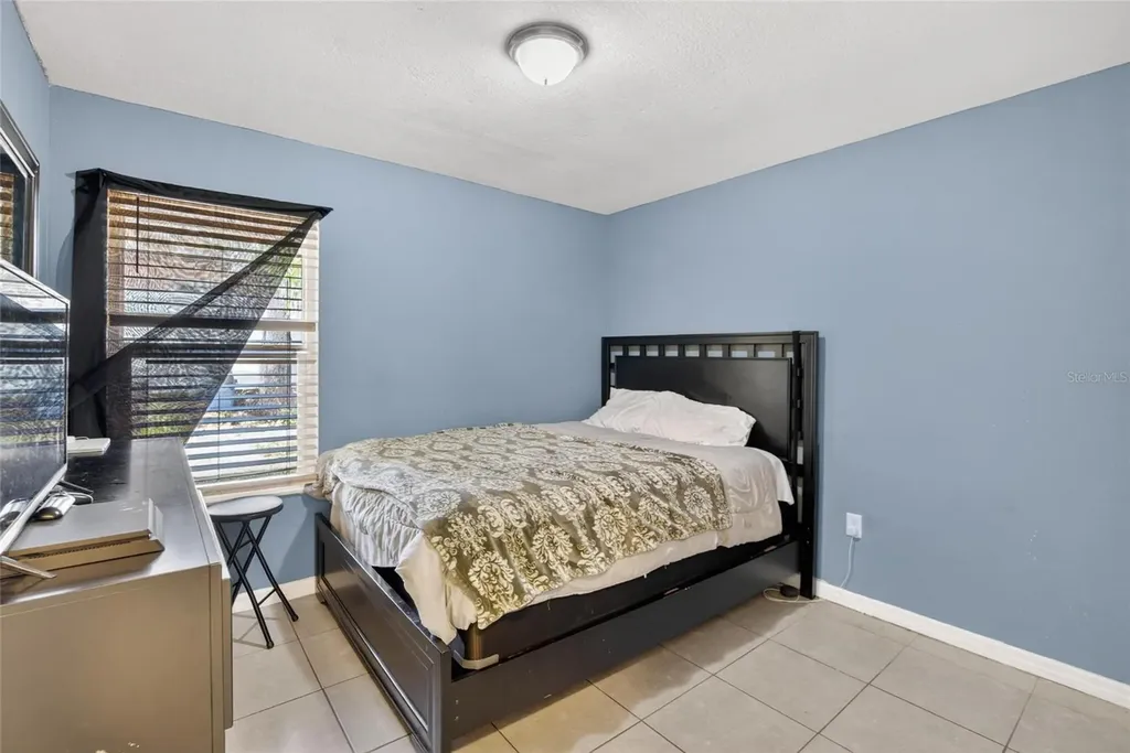 7606 Leon Avenue Tampa FL 33637