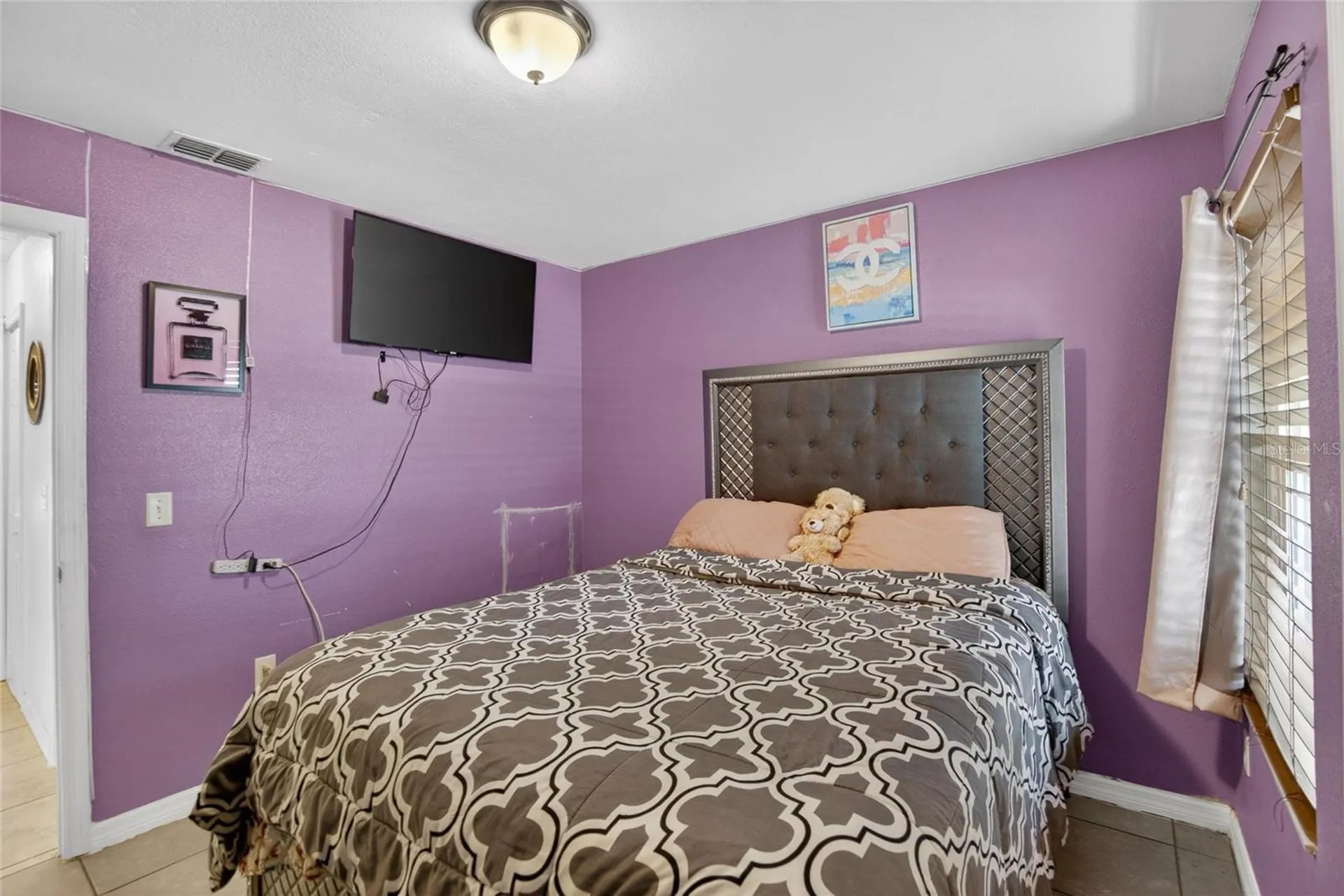 7606 Leon Avenue Tampa FL 33637