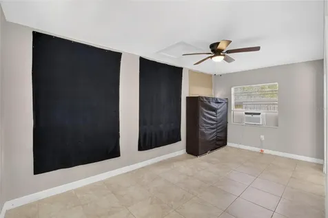 7606 Leon Avenue Tampa FL 33637