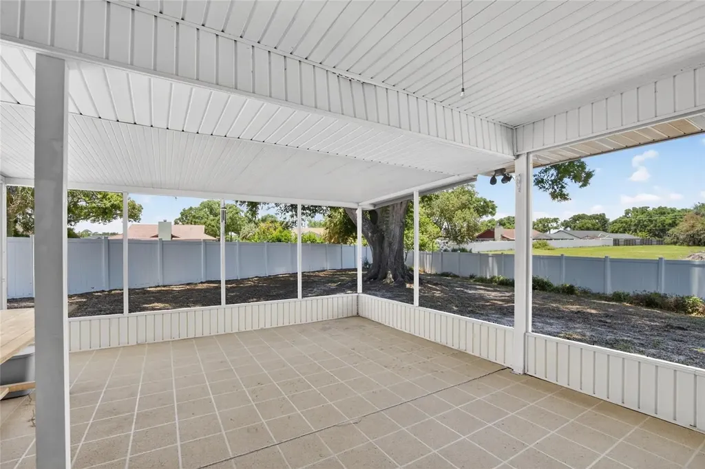 328 Vail Drive Winter Haven FL 33884