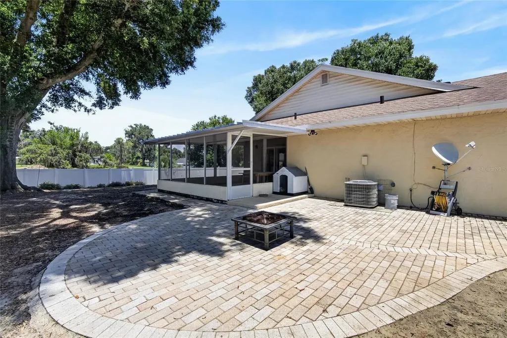 328 Vail Drive Winter Haven FL 33884