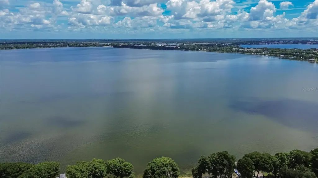 328 Vail Drive Winter Haven FL 33884
