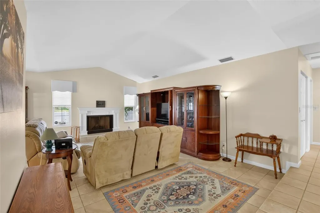 328 Vail Drive Winter Haven FL 33884