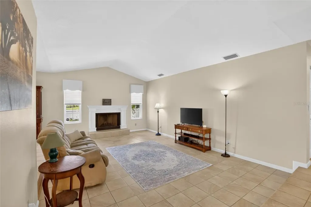 328 Vail Drive Winter Haven FL 33884