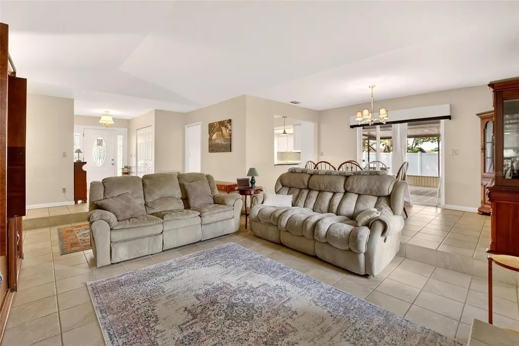 328 Vail Drive Winter Haven FL 33884