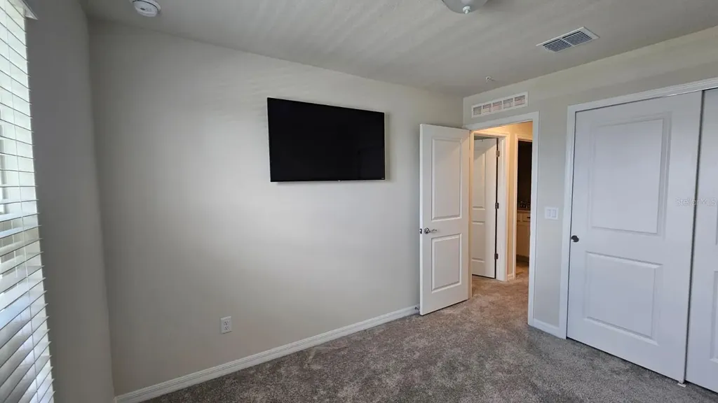 10274 Hadley Street Orlando FL 32829