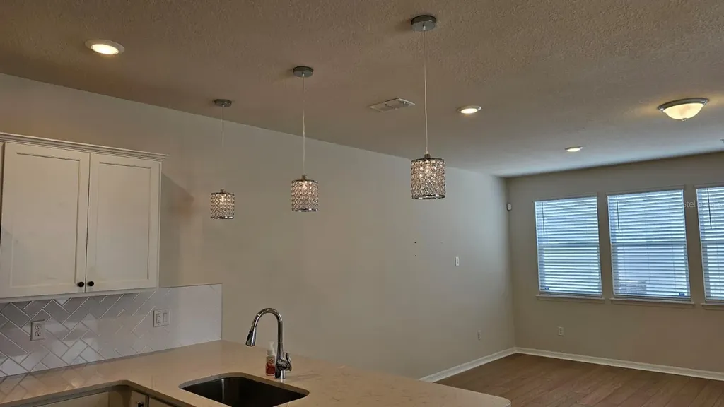10274 Hadley Street Orlando FL 32829