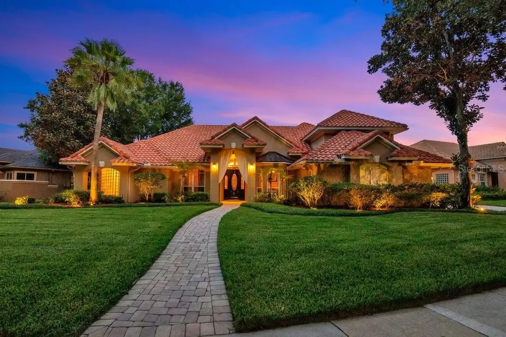 7718 Debeaubien Drive Orlando FL 32835