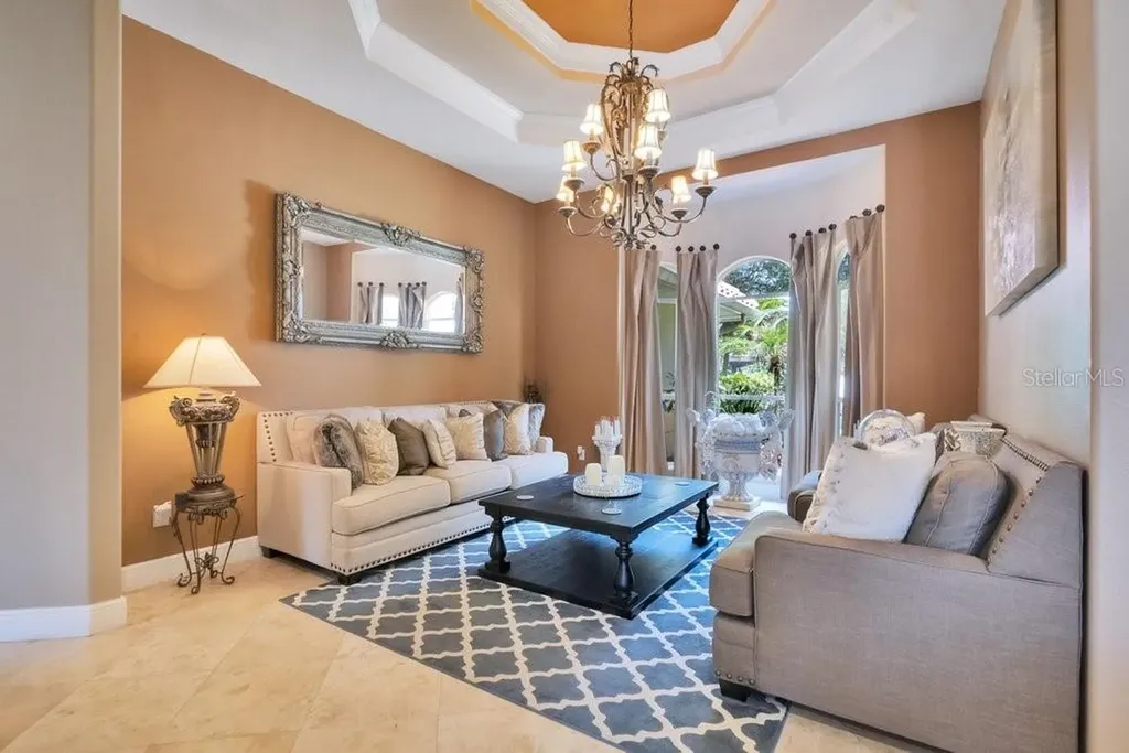7718 Debeaubien Drive Orlando FL 32835