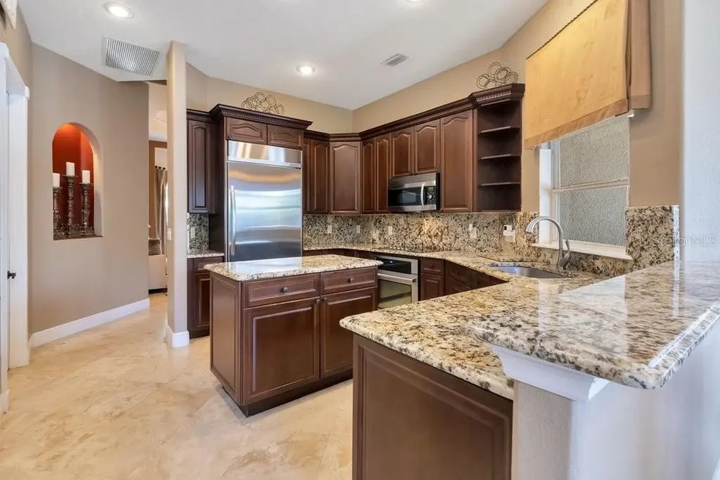 7718 Debeaubien Drive Orlando FL 32835