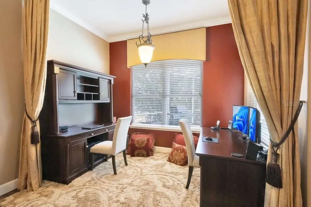 7718 Debeaubien Drive Orlando FL 32835