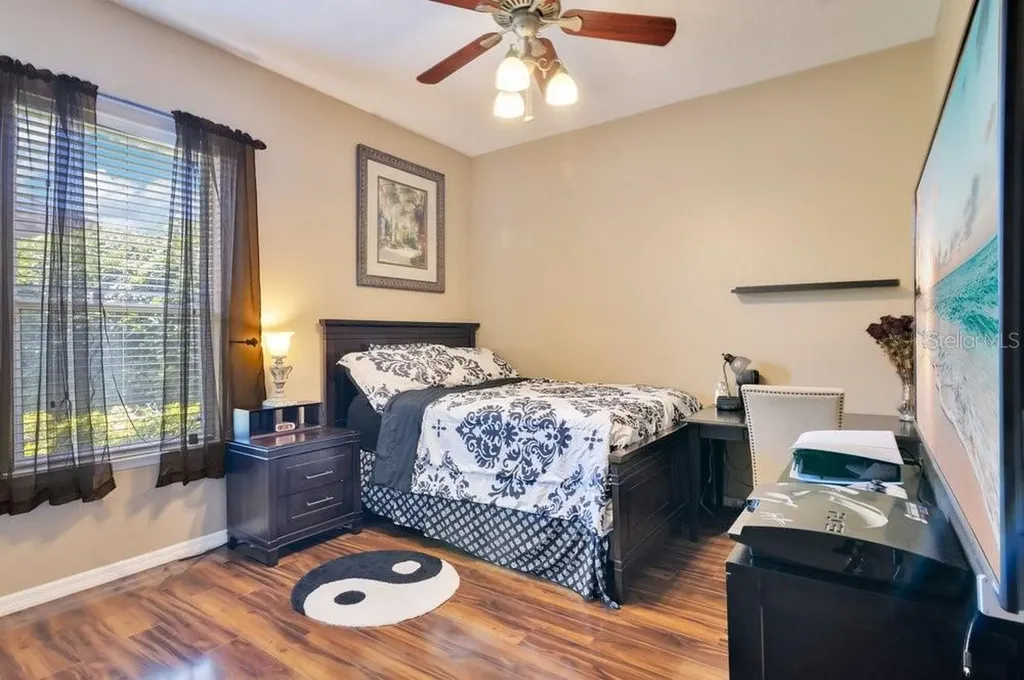 7718 Debeaubien Drive Orlando FL 32835