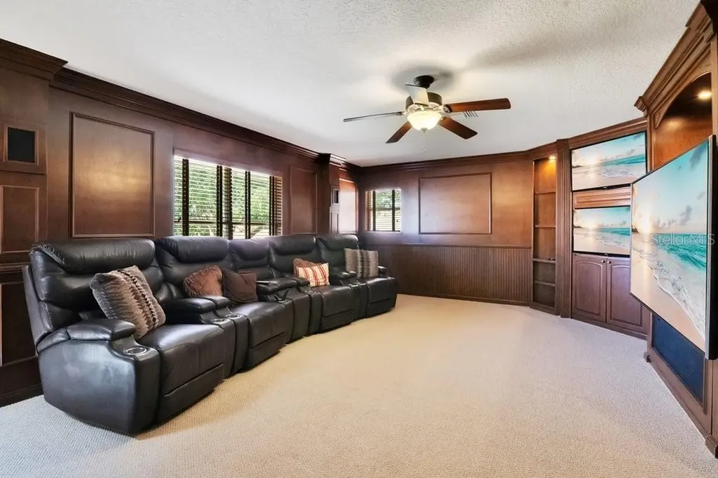 7718 Debeaubien Drive Orlando FL 32835