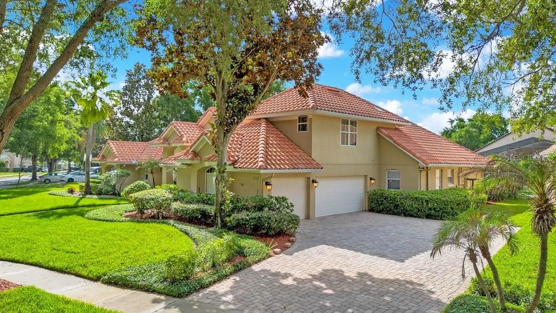 7718 Debeaubien Drive Orlando FL 32835