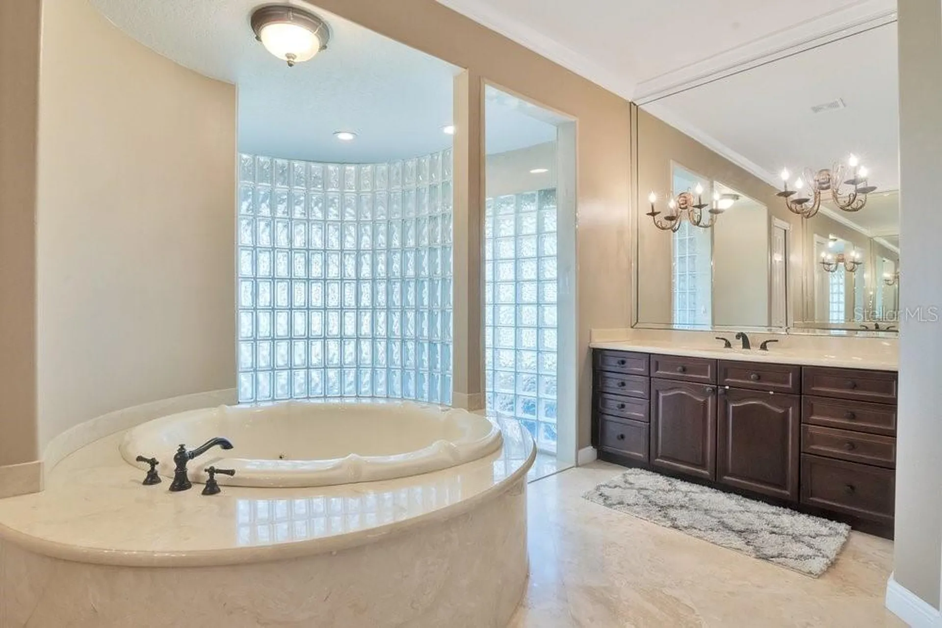 7718 Debeaubien Drive Orlando FL 32835