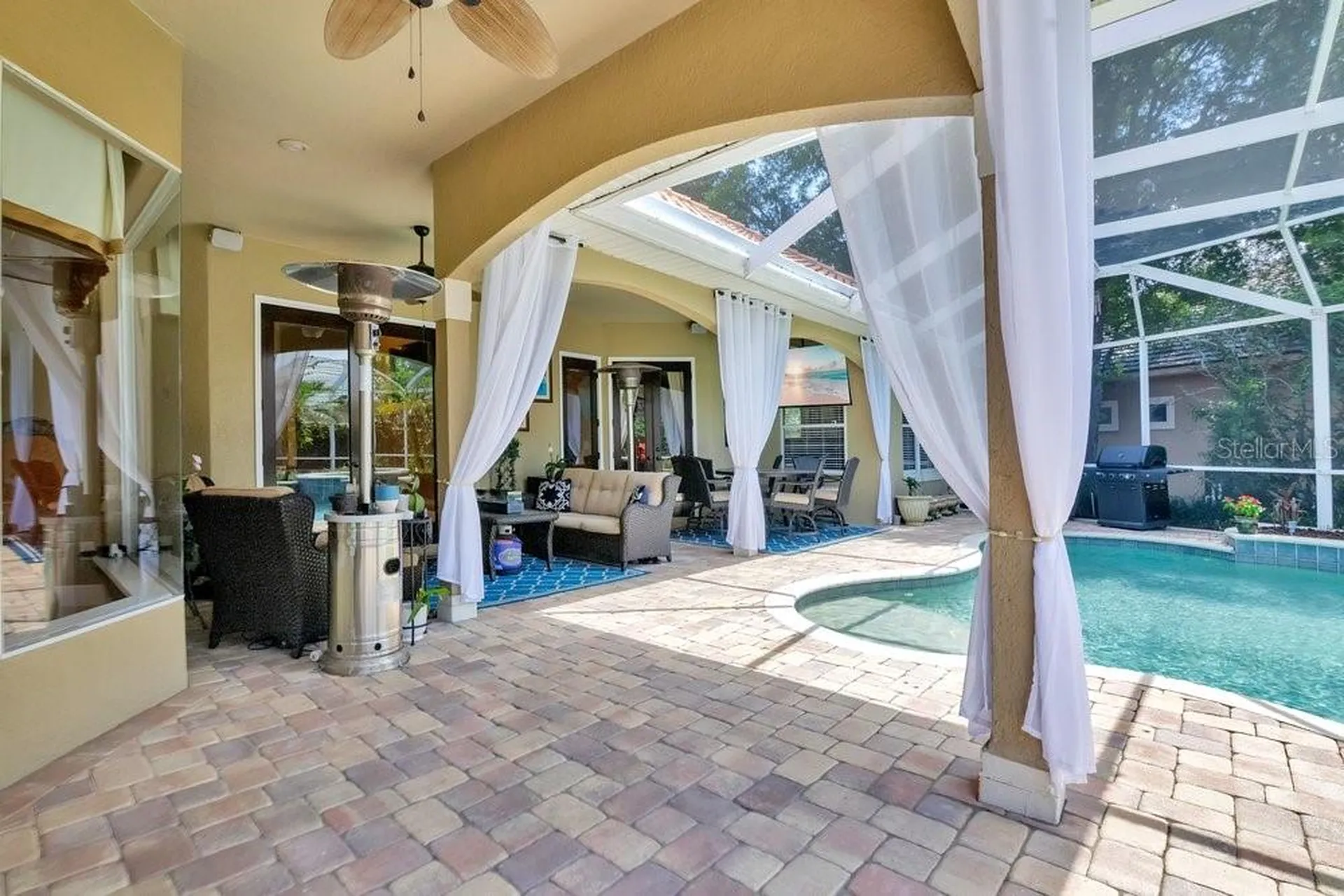 7718 Debeaubien Drive Orlando FL 32835
