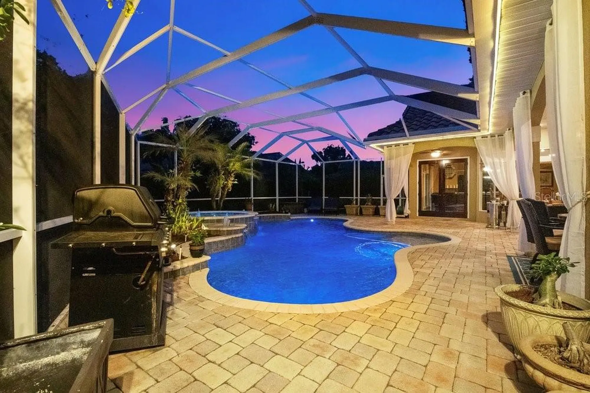 7718 Debeaubien Drive Orlando FL 32835