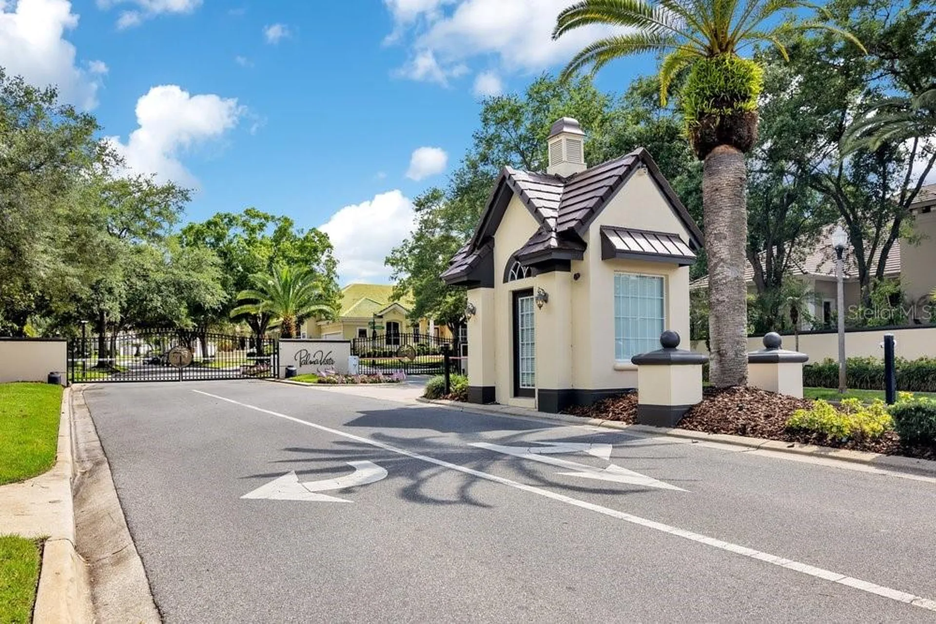 7718 Debeaubien Drive Orlando FL 32835